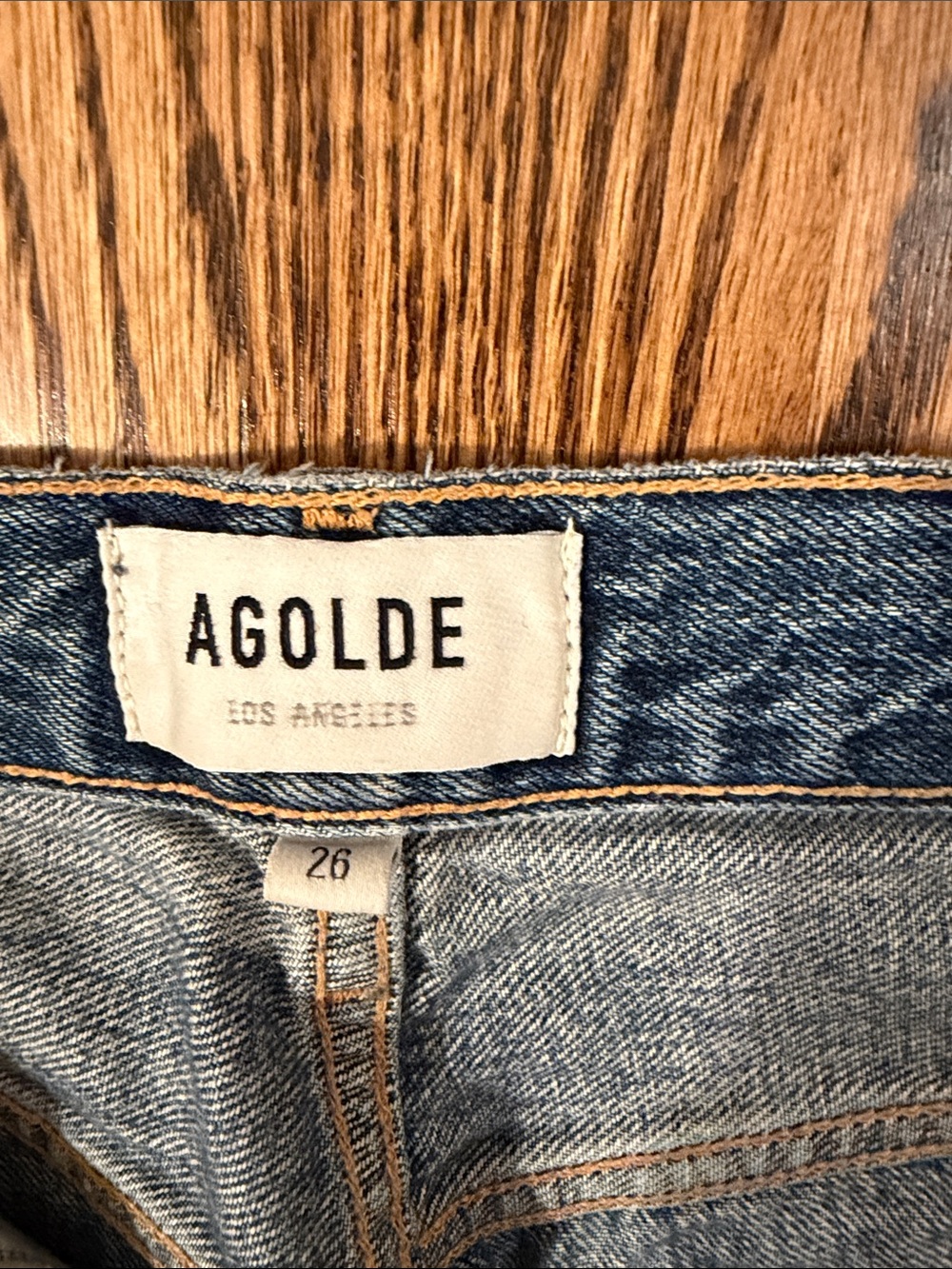 Agolde Riley Crop in Frequency - Picture 2 of 4